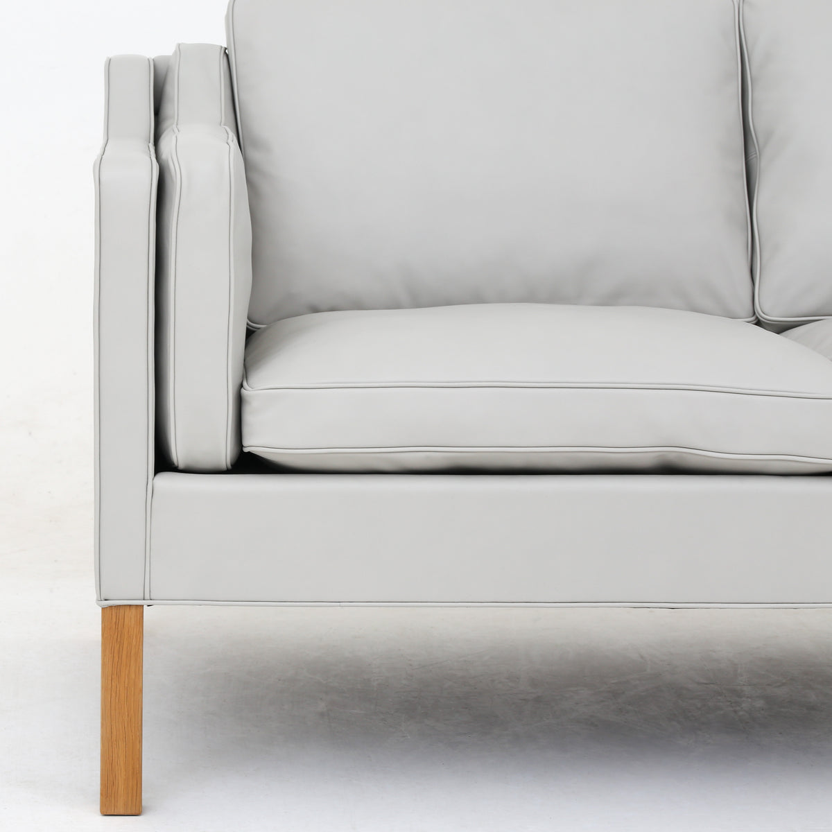 BM 2213 - 3-seater sofa in Shade leather