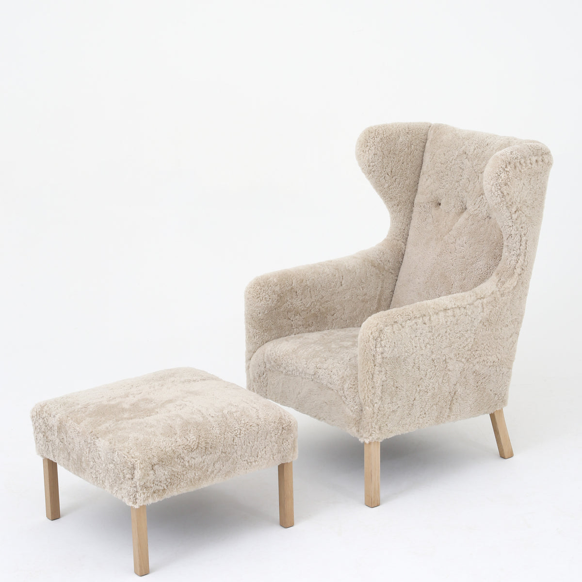 Slotsholm' wingback chair