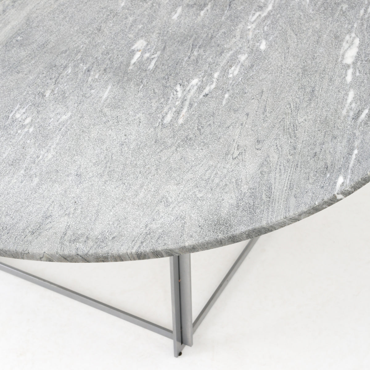 PK 54 - Dining table w. Cipollino marble
