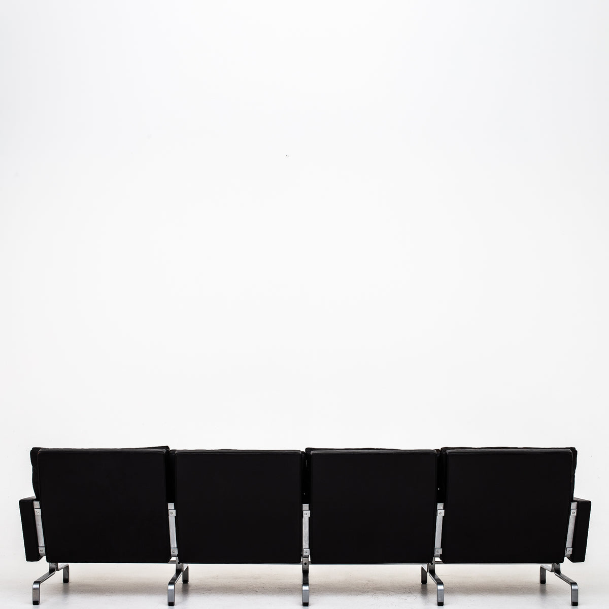 PK 31/4 - 4 seater sofa in original leather