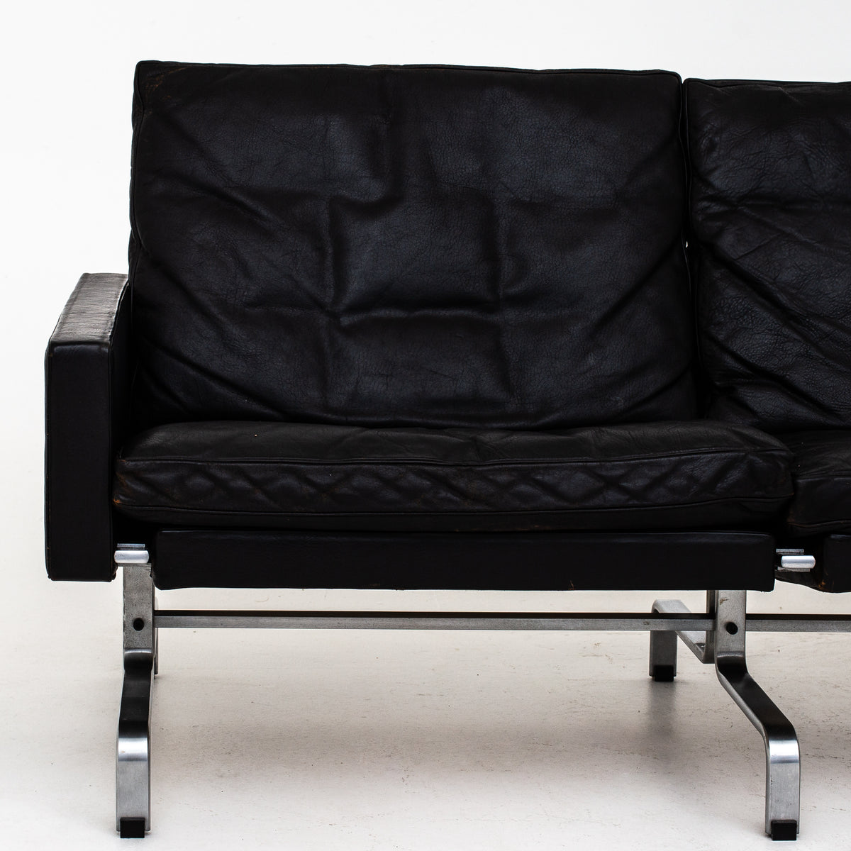 PK 31/4 - 4 seater sofa in original leather