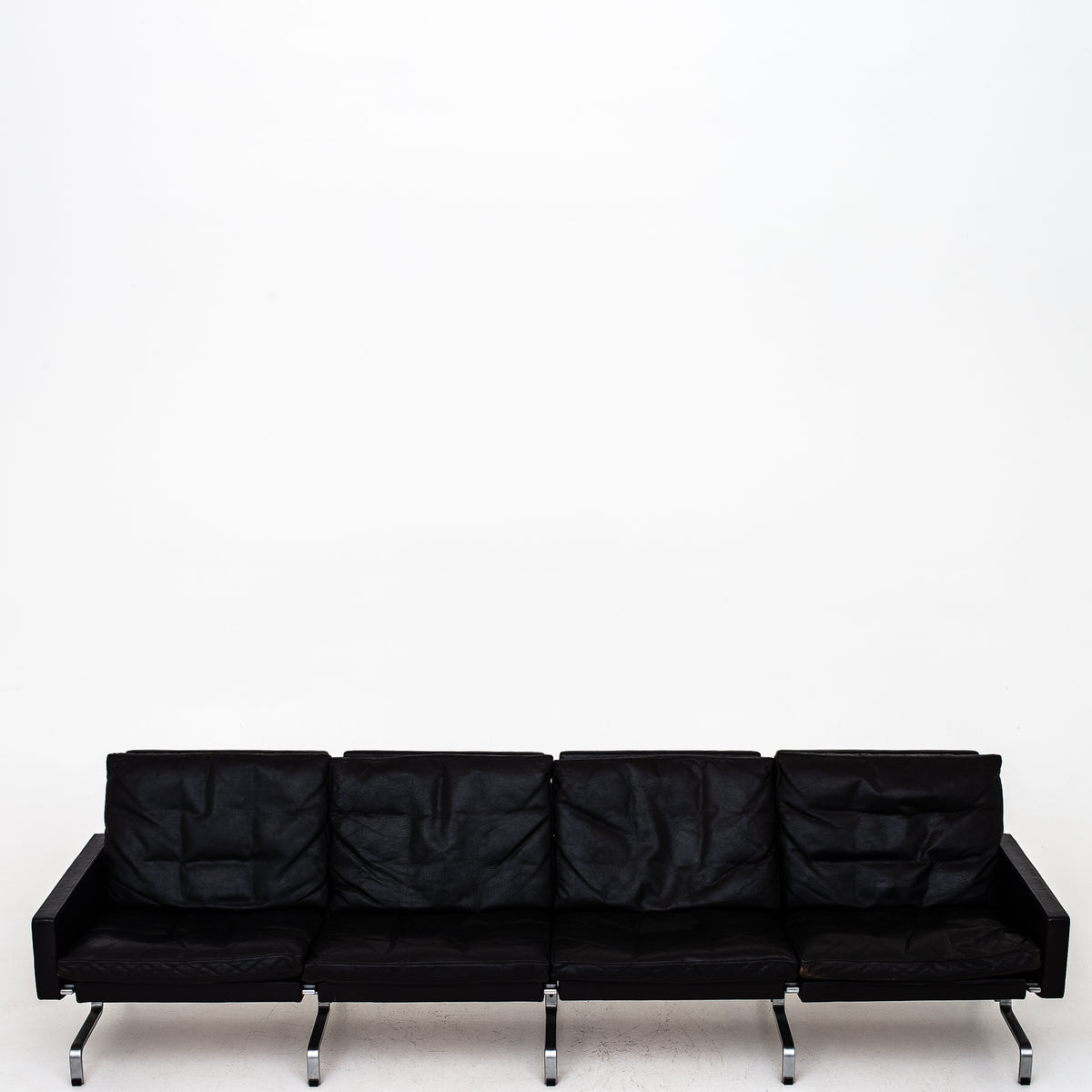 PK 31/4 - 4 seater sofa in original leather