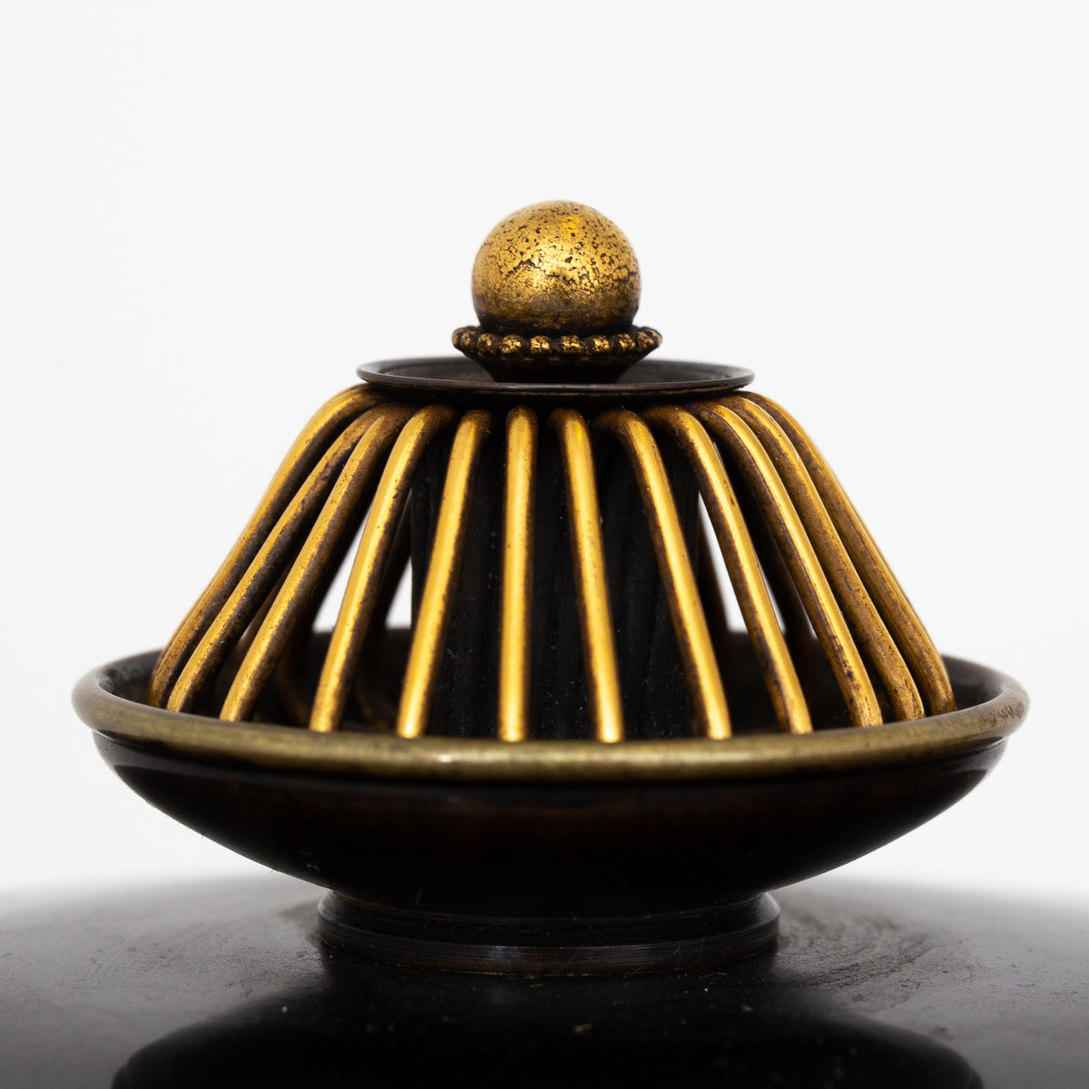 Jar in stoneware w. lid