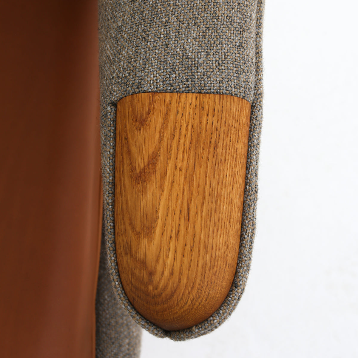 AP 19 - Papa Bear Chair in textile & leather