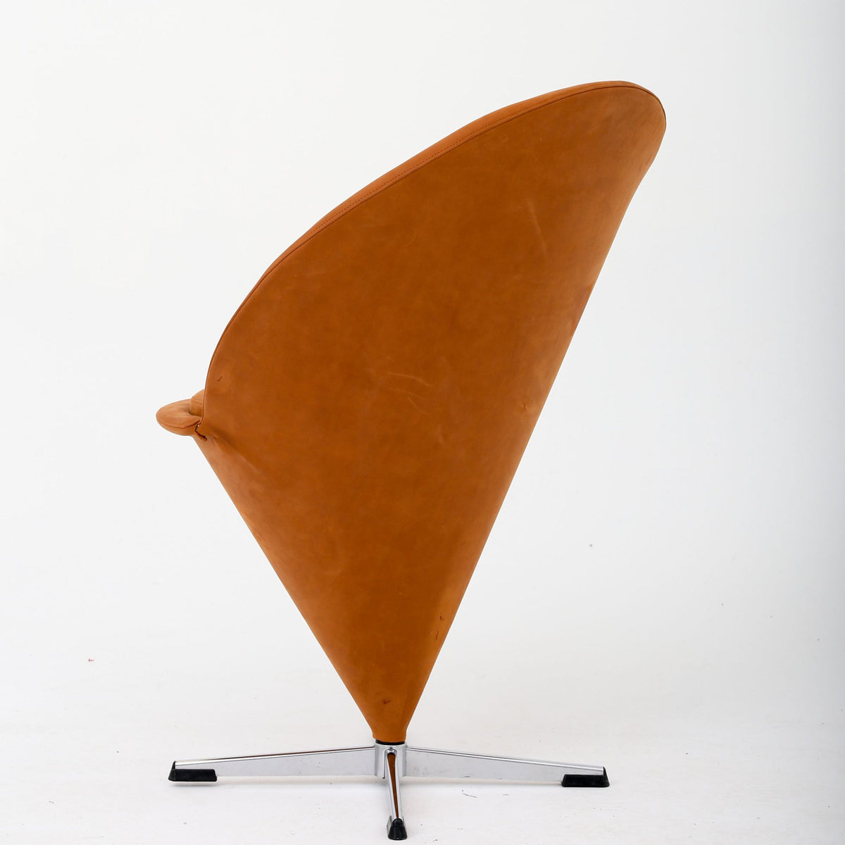 Cone Chair in cognac leather