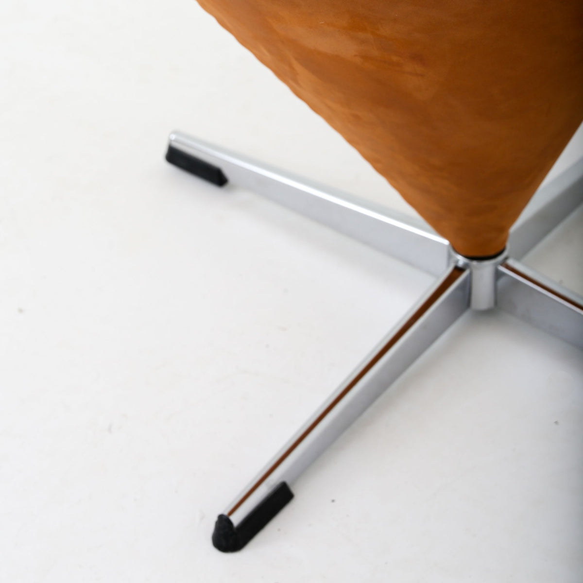 Cone Chair in cognac leather