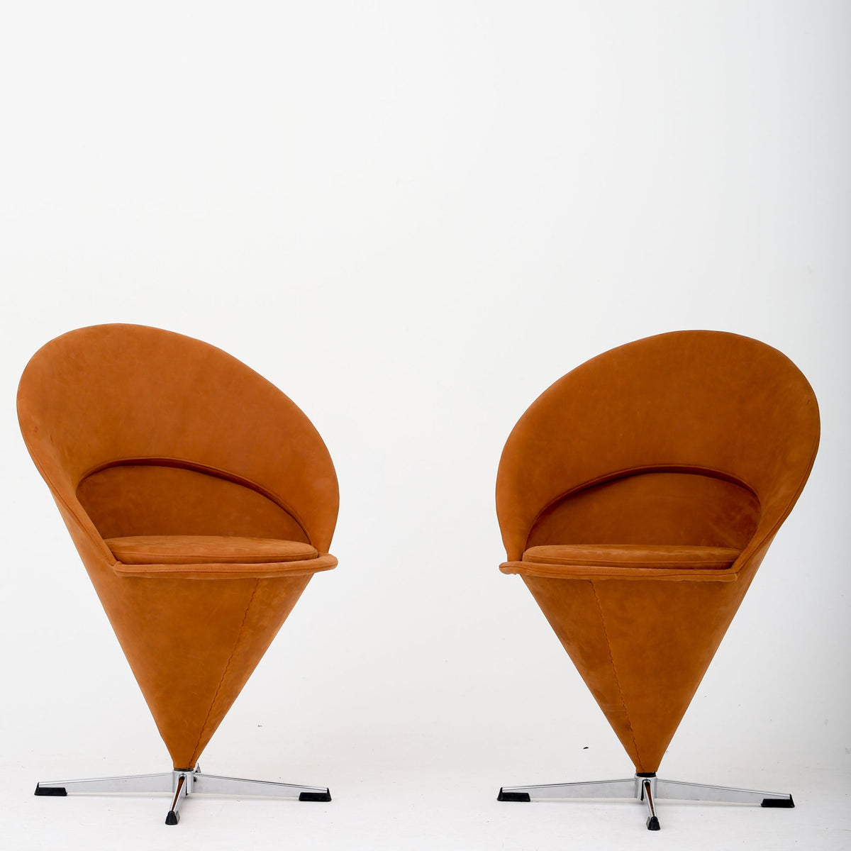Cone Chair in cognac leather