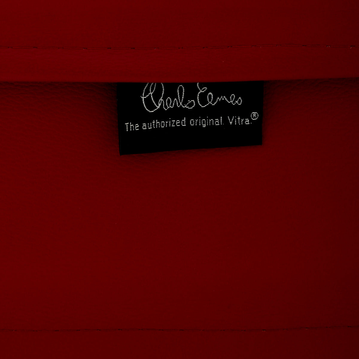 EA 215 - Office chair in red leather