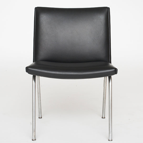 AP 37 - The Airport Chair in leather
