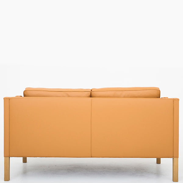BM 2212 - 2-seater in Savanne beige