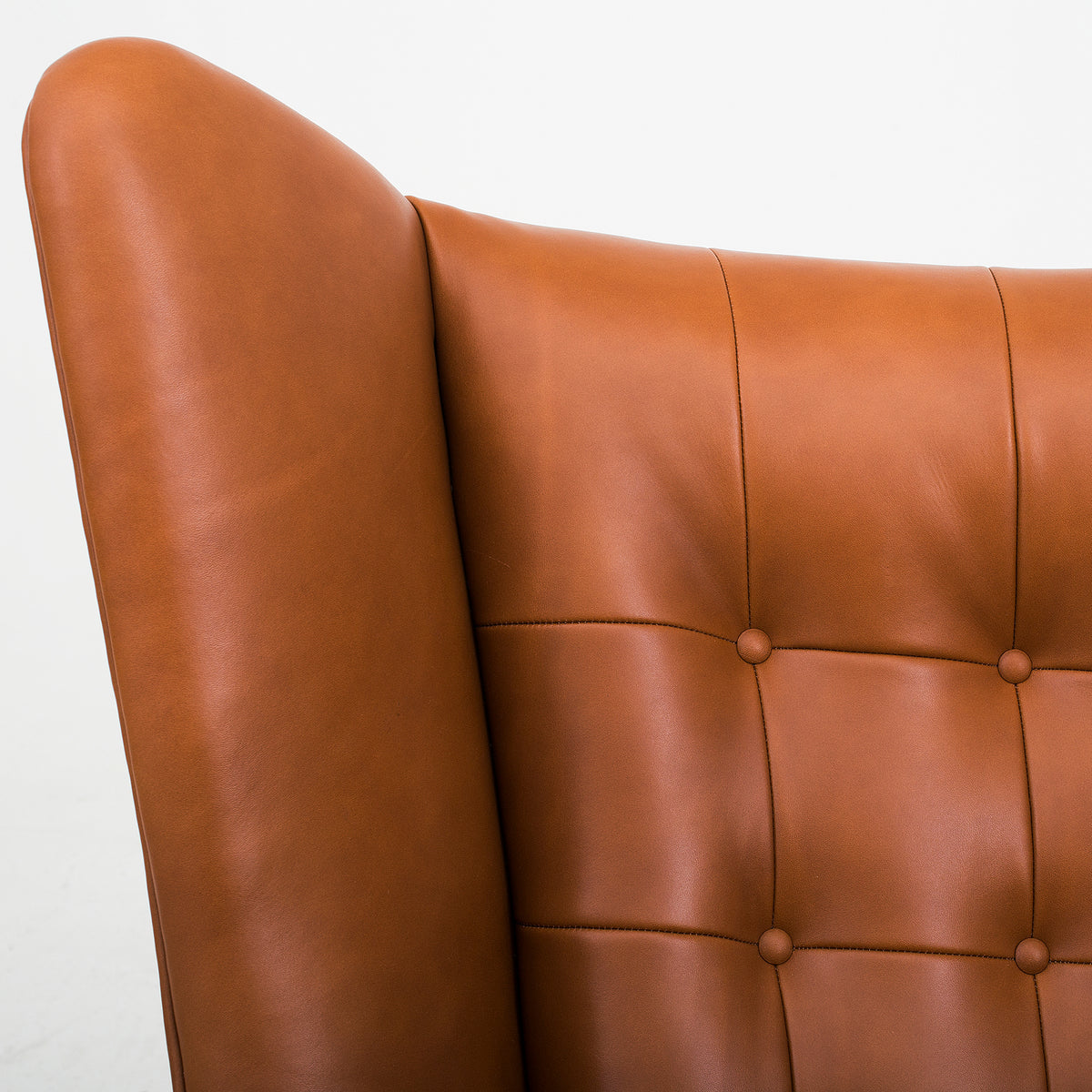 AP 19 - Papa Bear chair in Elegance leather