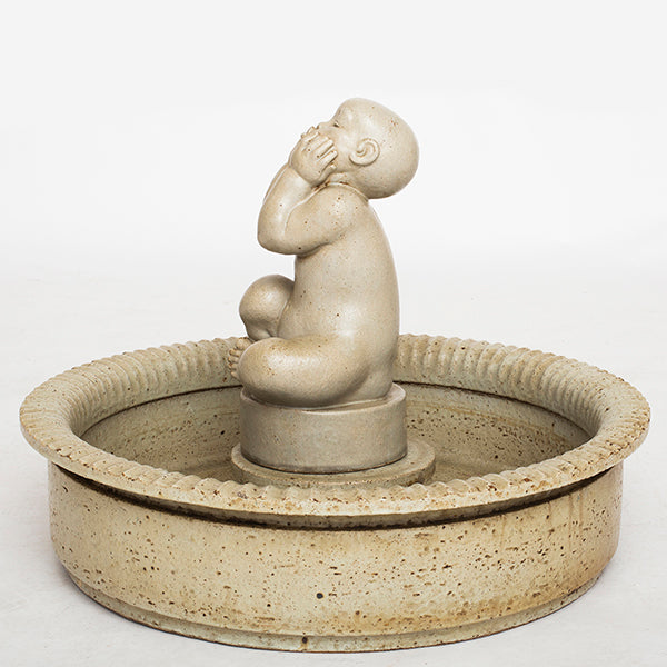 Unique fountain in stoneware