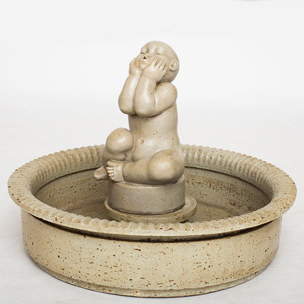Unique fountain in stoneware