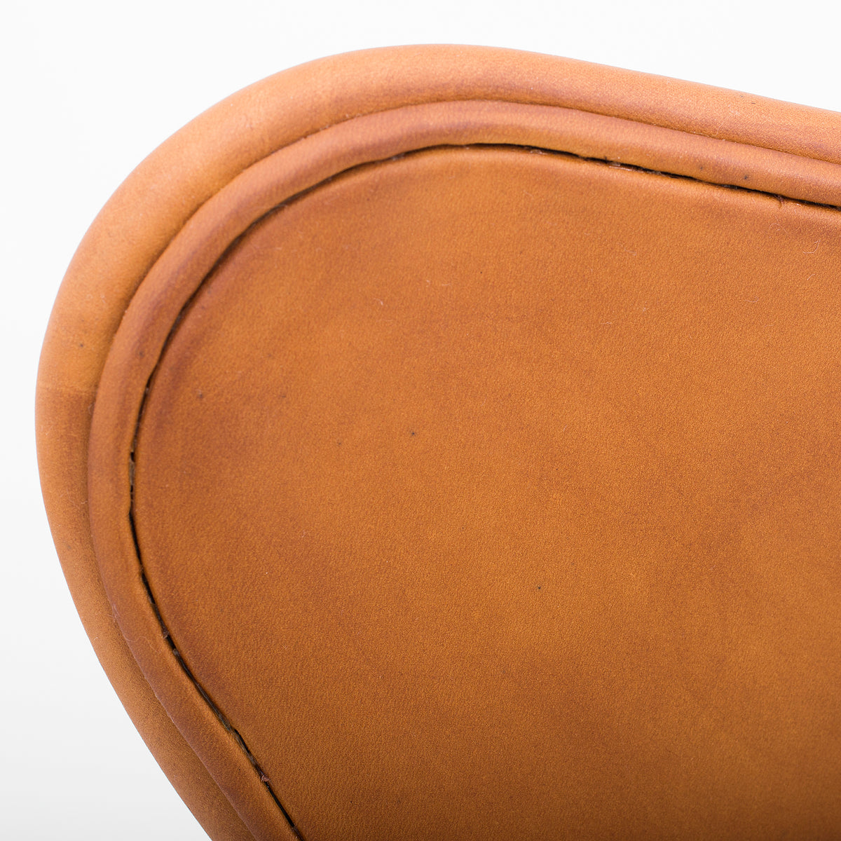 AJ 3117 - Office chair in Dunes Cognac