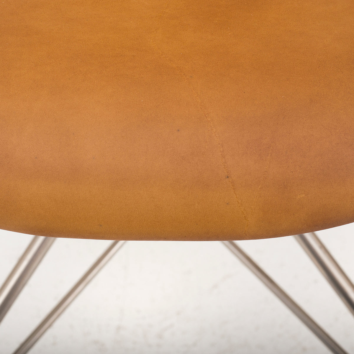 AJ 3117 - Office chair in Dunes Cognac