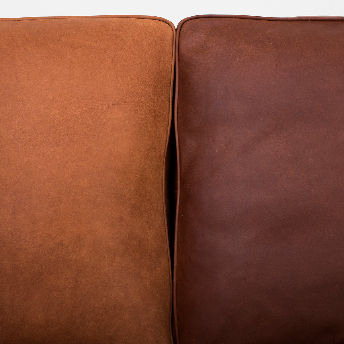 BM 2213 - 3-seater sofa in Dunes Cognac