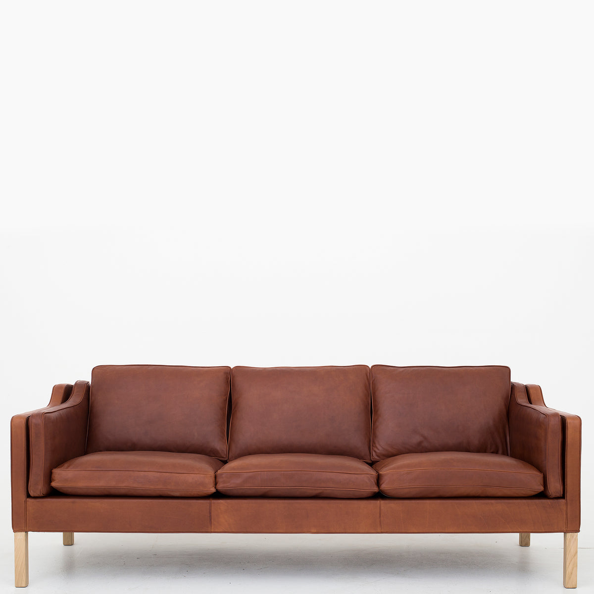 BM 2213 - 3-seater sofa in Dunes Cognac