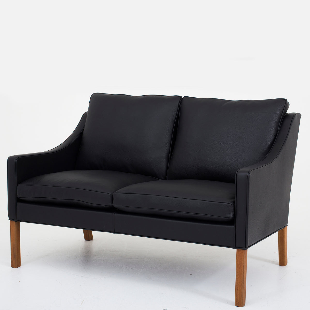 BM 2208 - 2-seater sofa in Klassik black