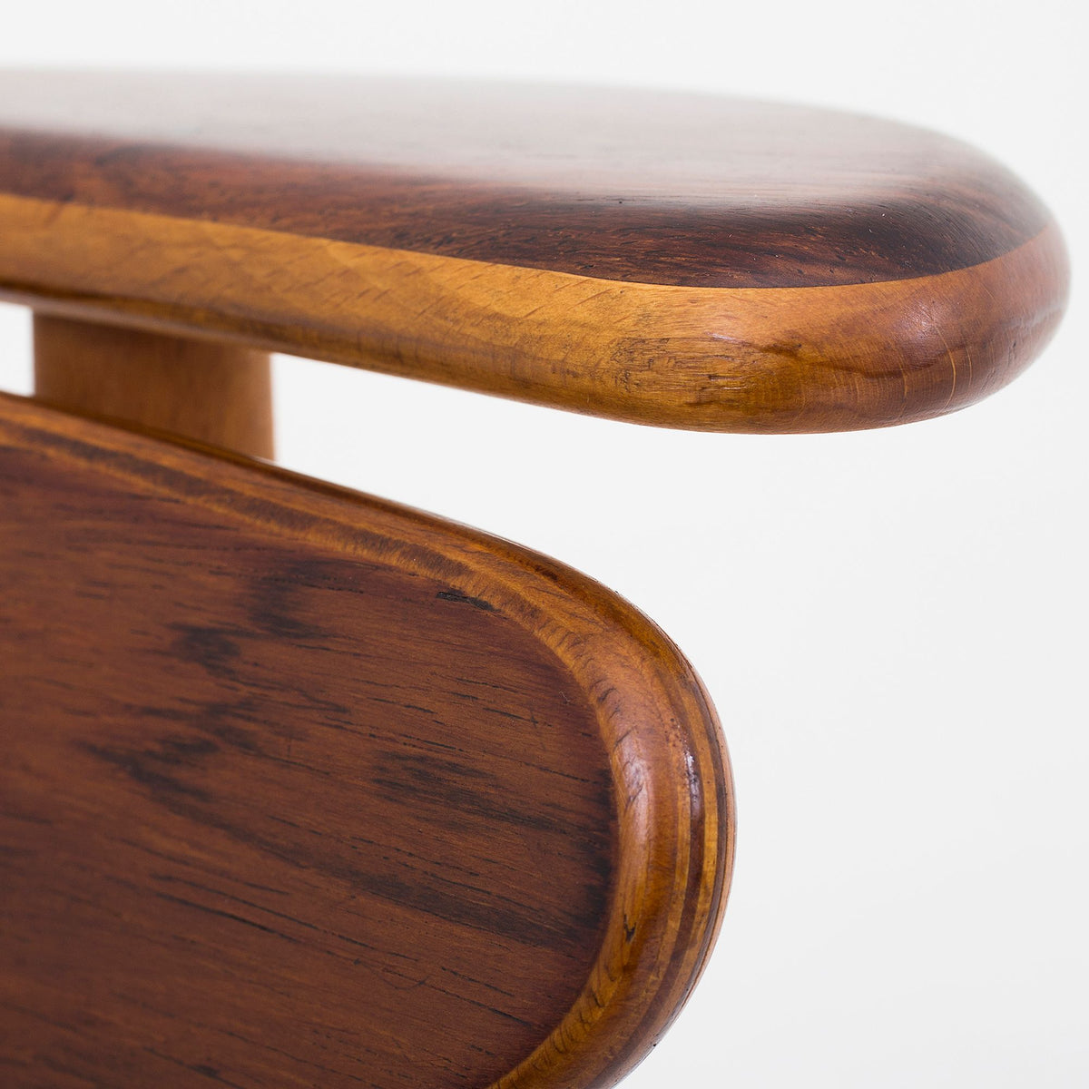 BO 53 - Reading chairs (set)