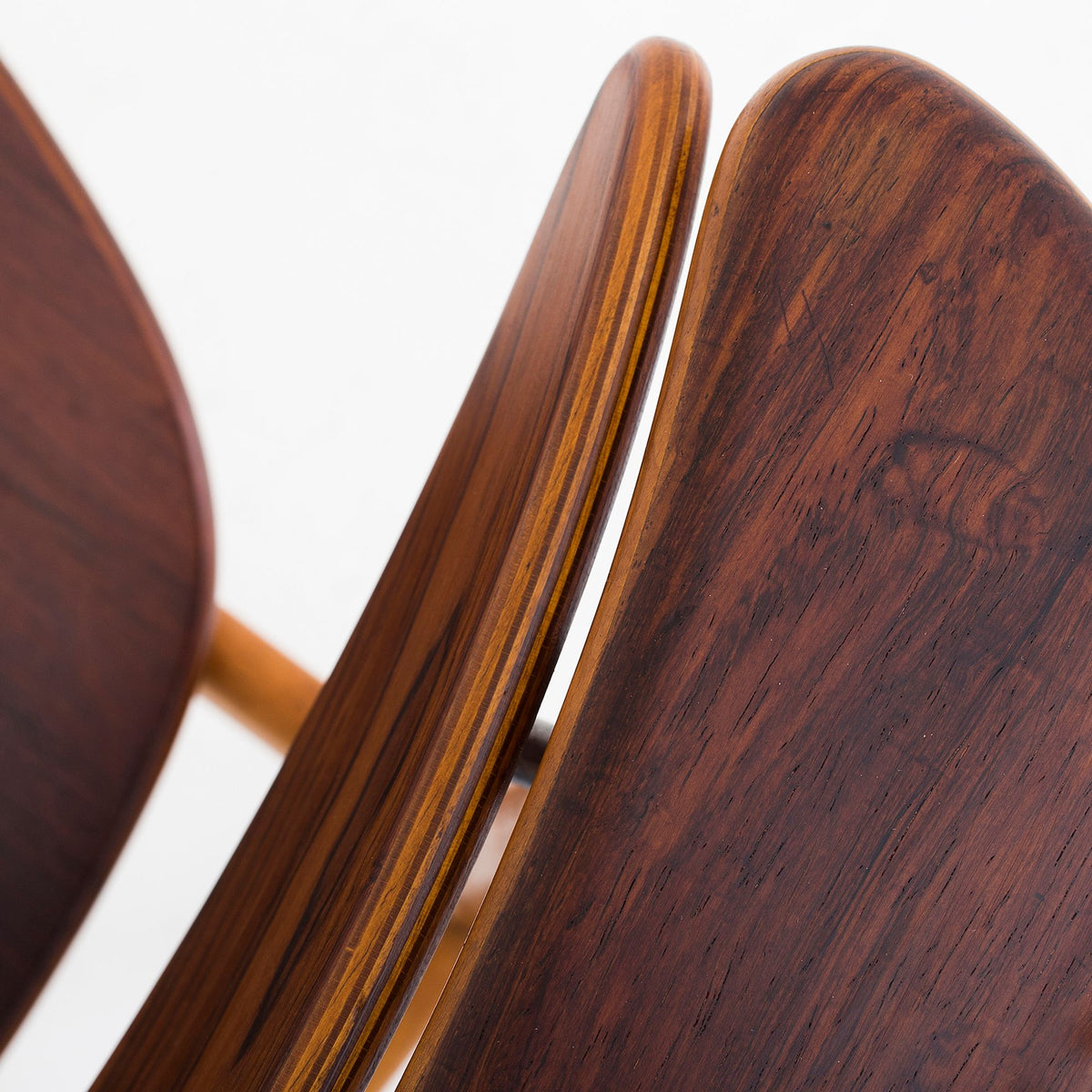 BO 53 - Reading chairs (set)