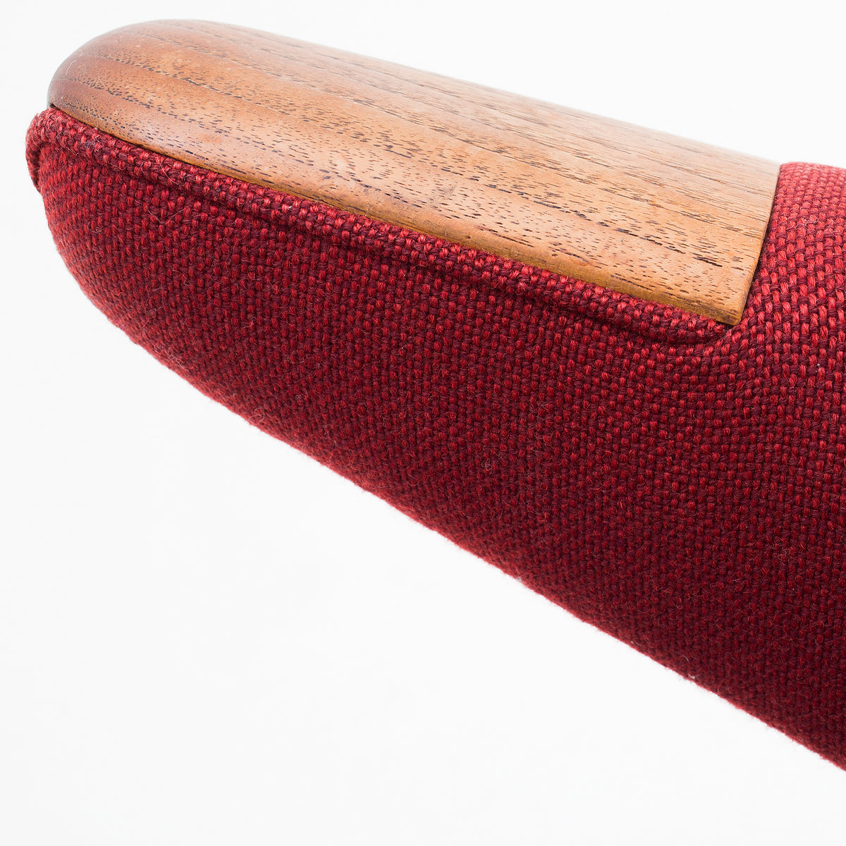 AP 19 - Papa Bear chair in red wool