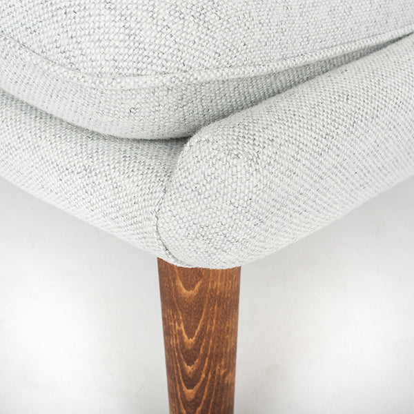 AP 19 - Papa Bear chair in light wool