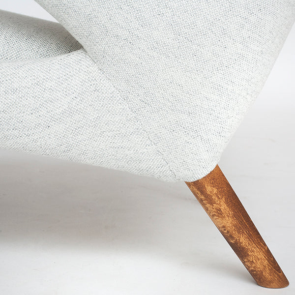 AP 19 - Papa Bear chair in light wool