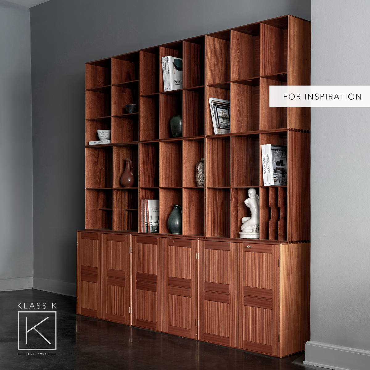 Storage system in mahogany
