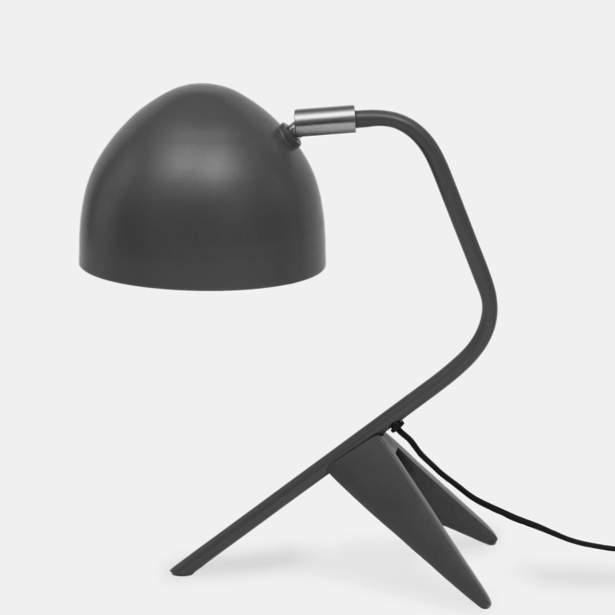 Studio 1 - Table lamp in metal (grey)