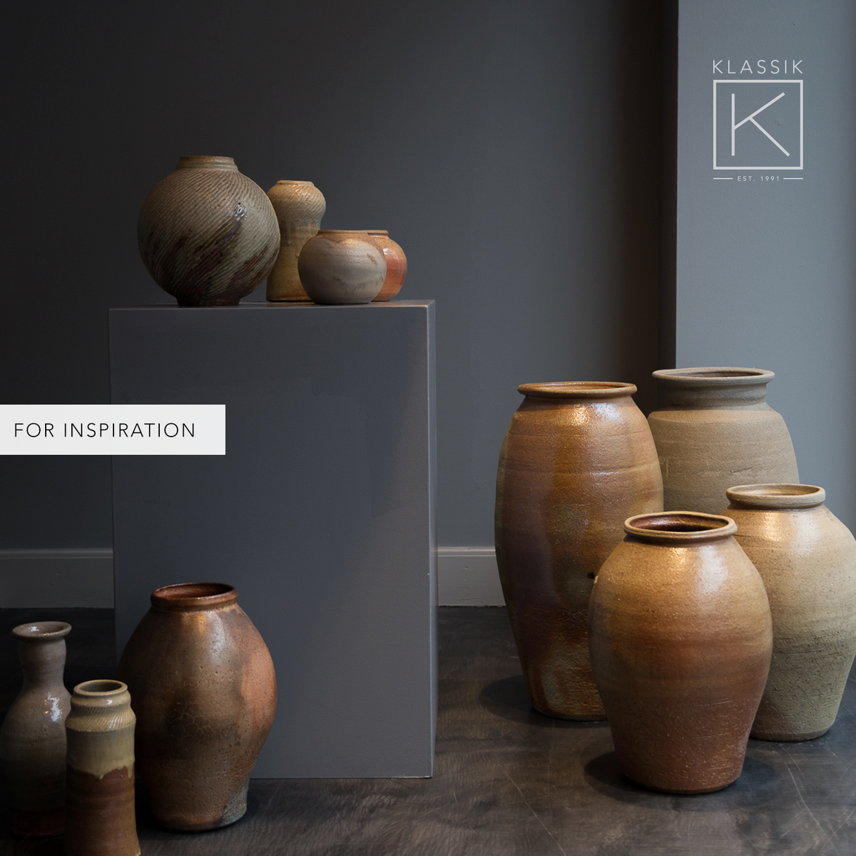 Round vase in stoneware