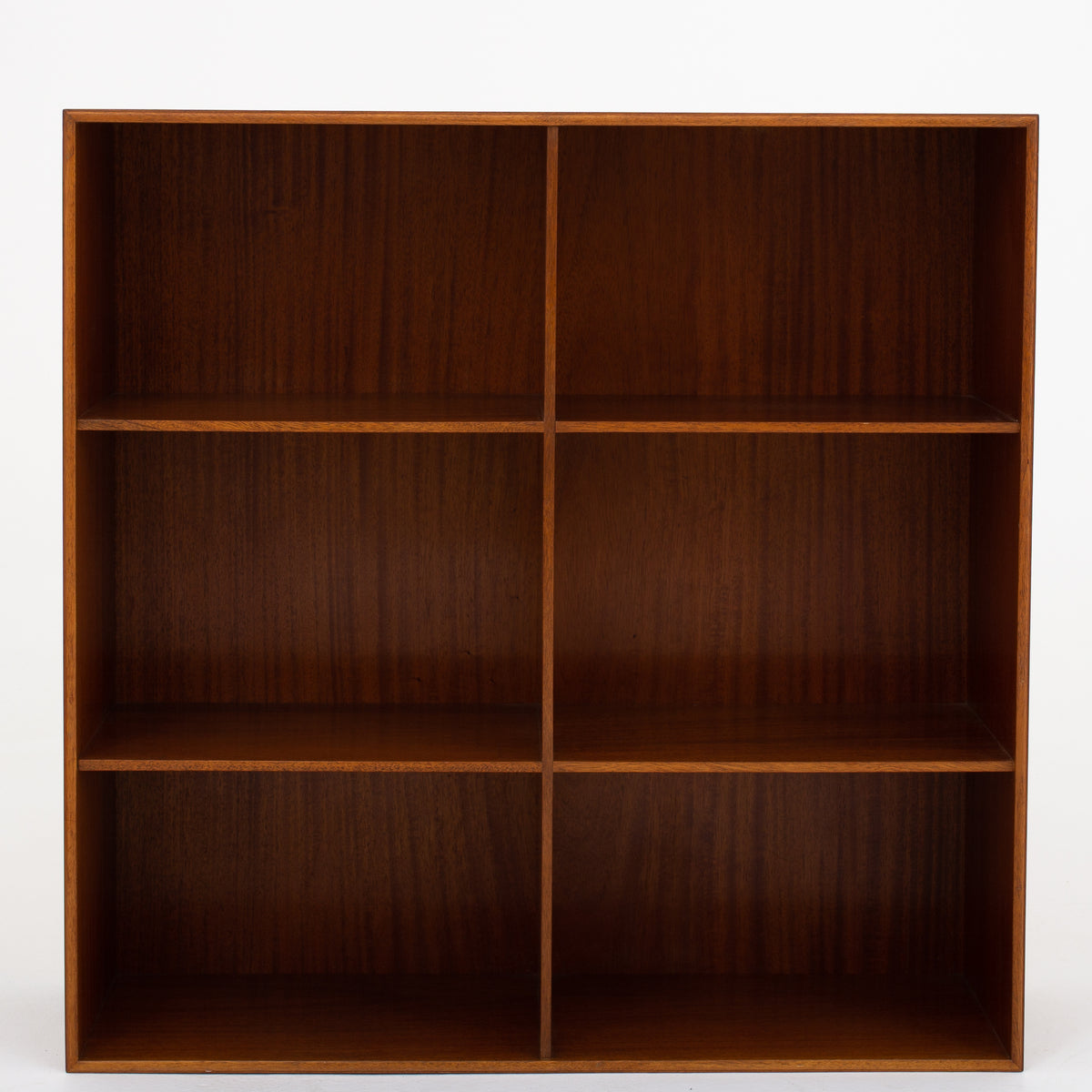 Bookcase in mahogany