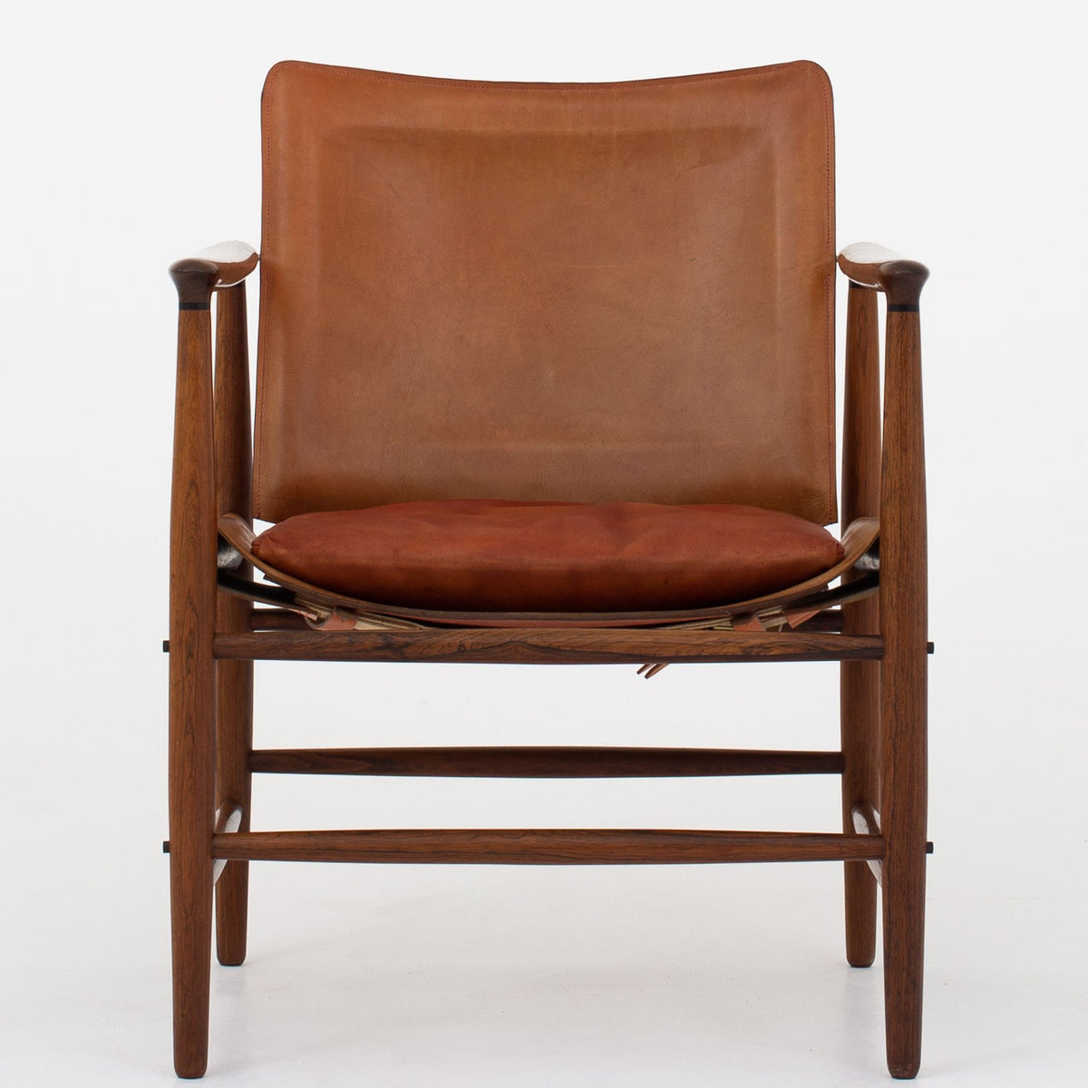 BO 110 - Easy chair in rosewood