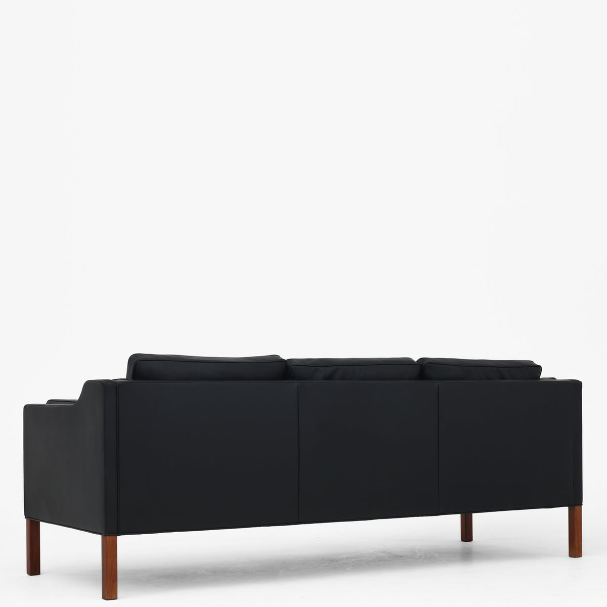 BM 2213 - 3-seater sofa in black Elegance leather