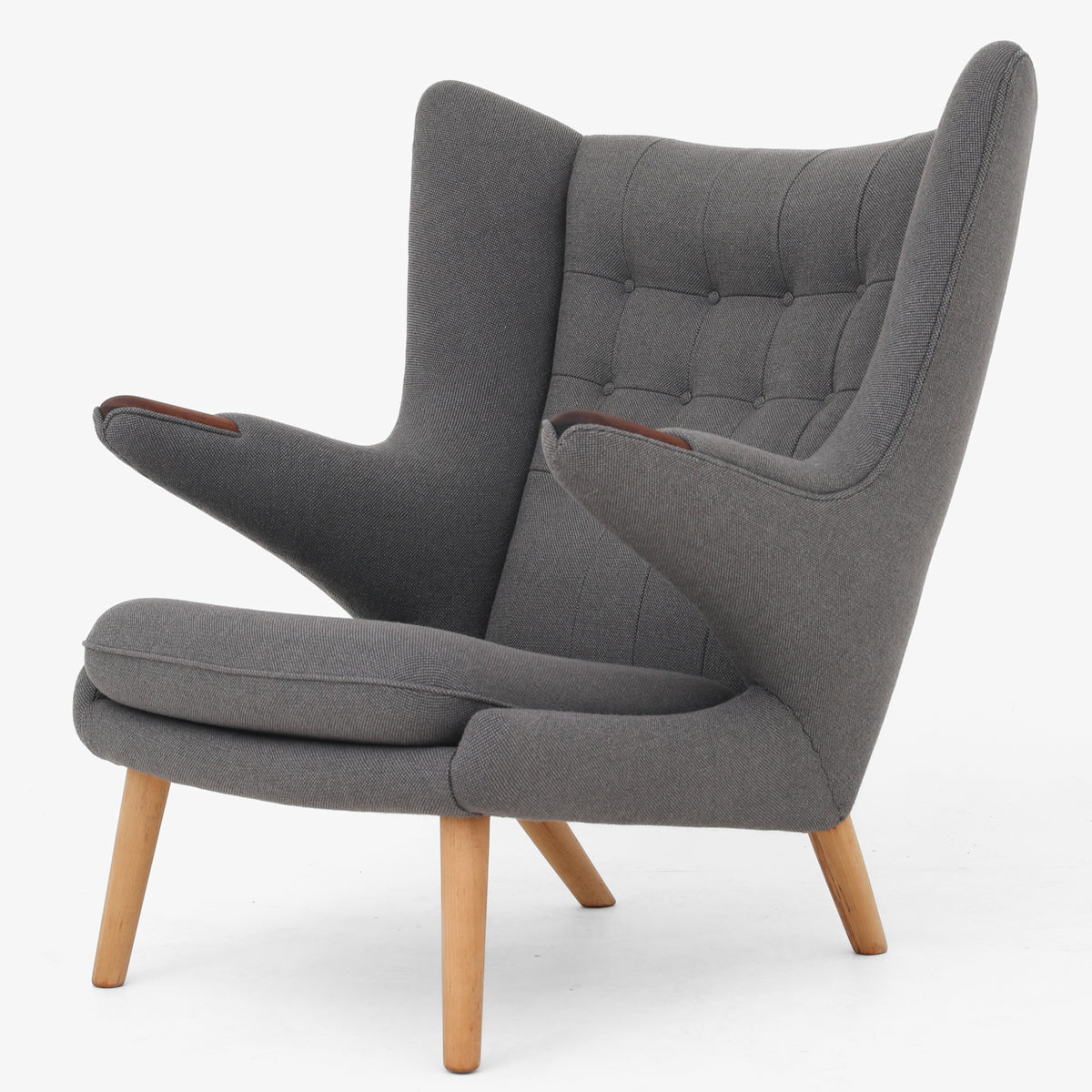 AP 19 - Papa Bear Chair in grey wool