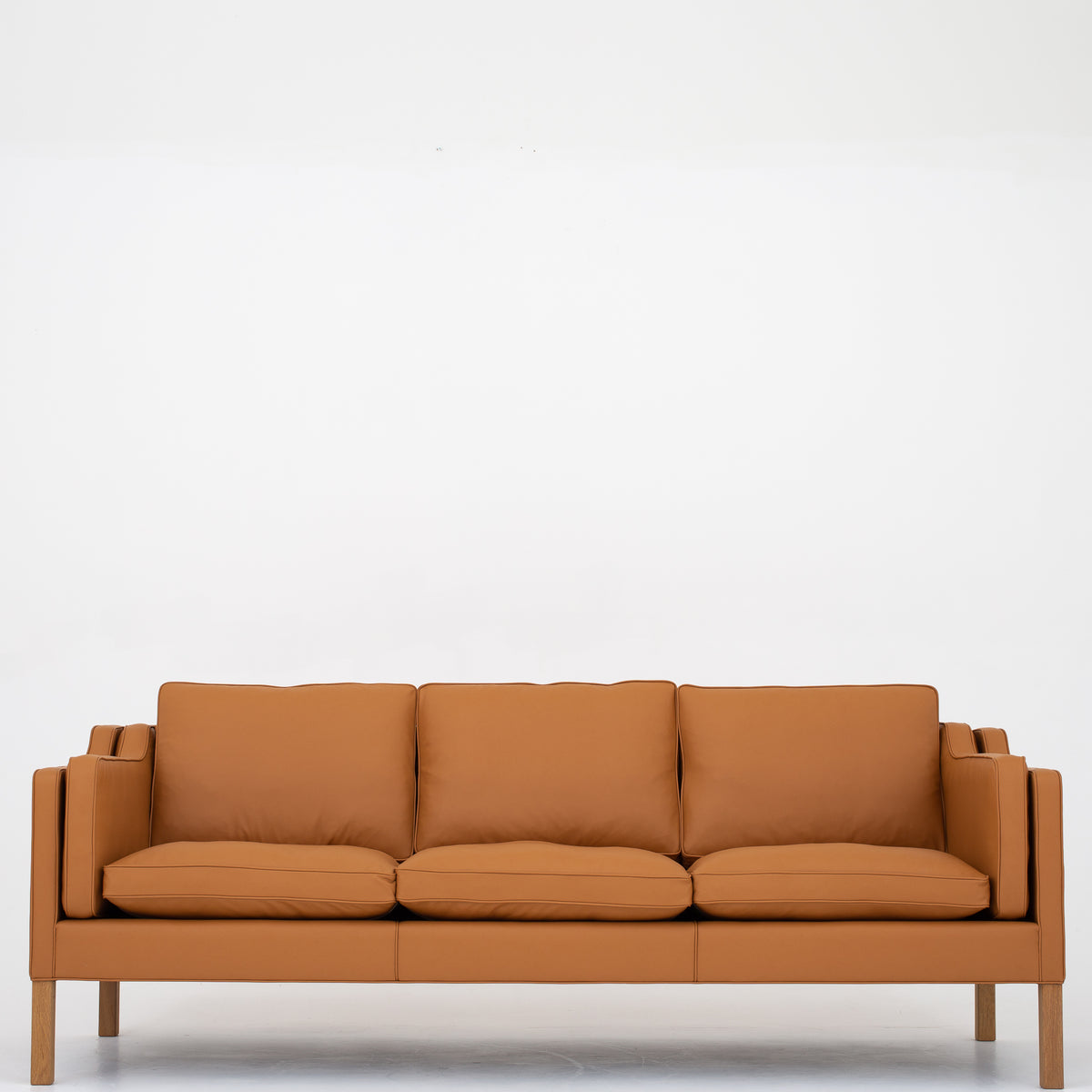 BM 2213 - 3-seater sofa in Savanne Beige