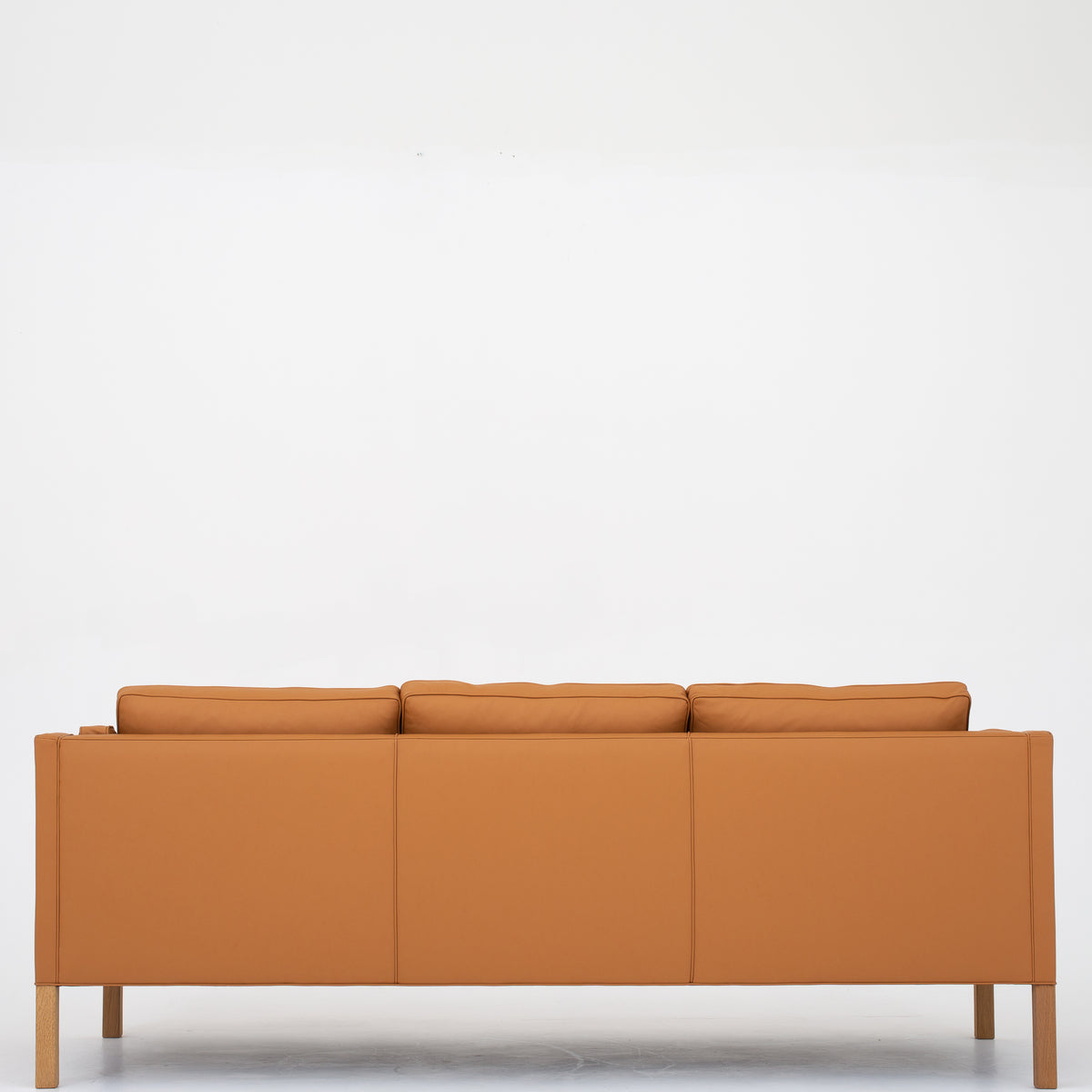 BM 2213 - 3-seater sofa in Savanne Beige