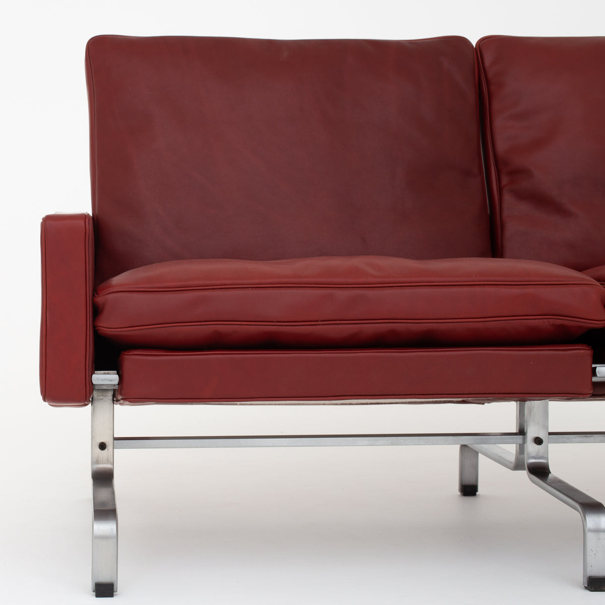 PK 31/2 - 2-seater sofa in Indian Red