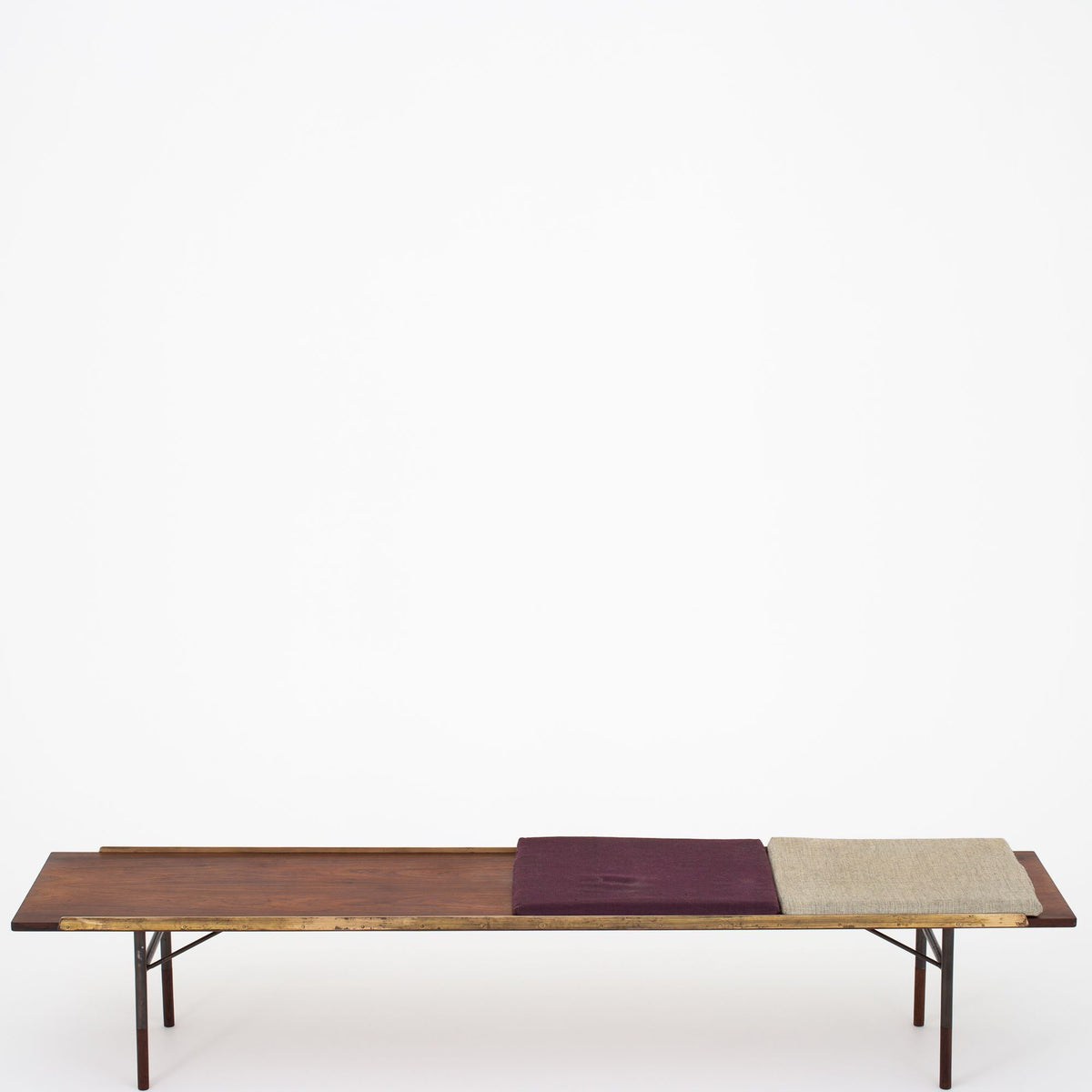 BO 101 - Bench in rosewood