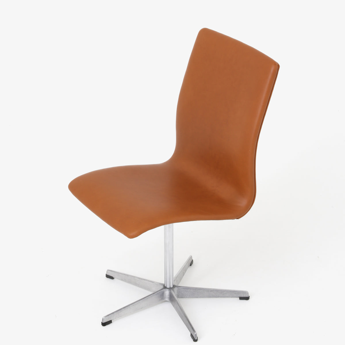 AJ 3171 - 'Oxford' chair in Envy Cognac leather