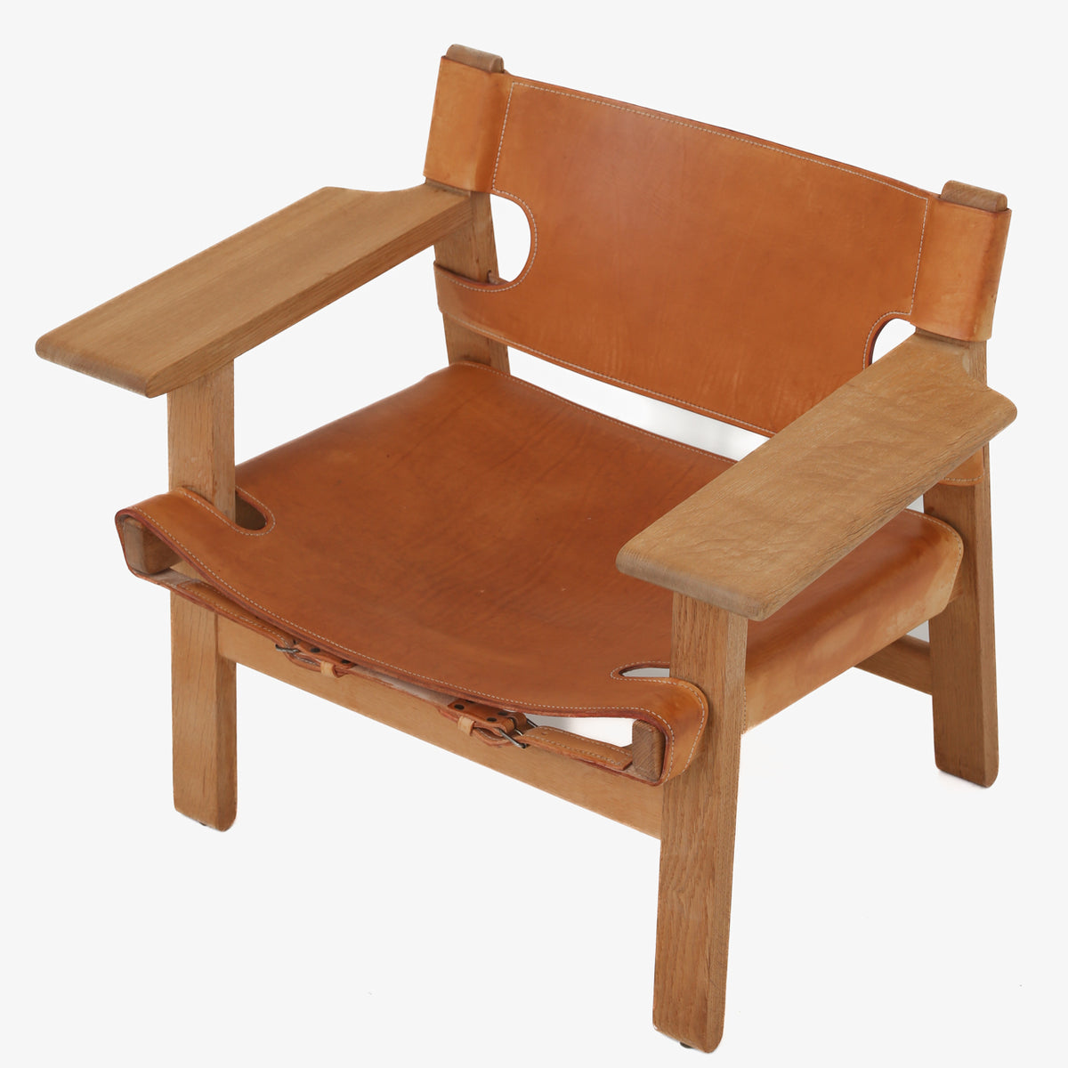 BM 2226 - 'The Spanish Chair' in patinated oak