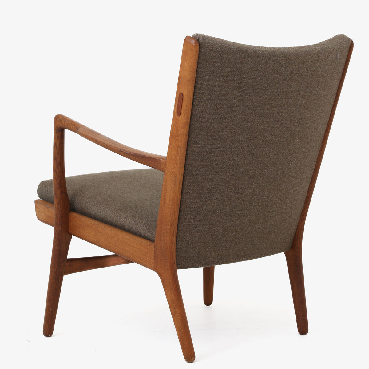 AP 16 - Easy chair in patinated oak