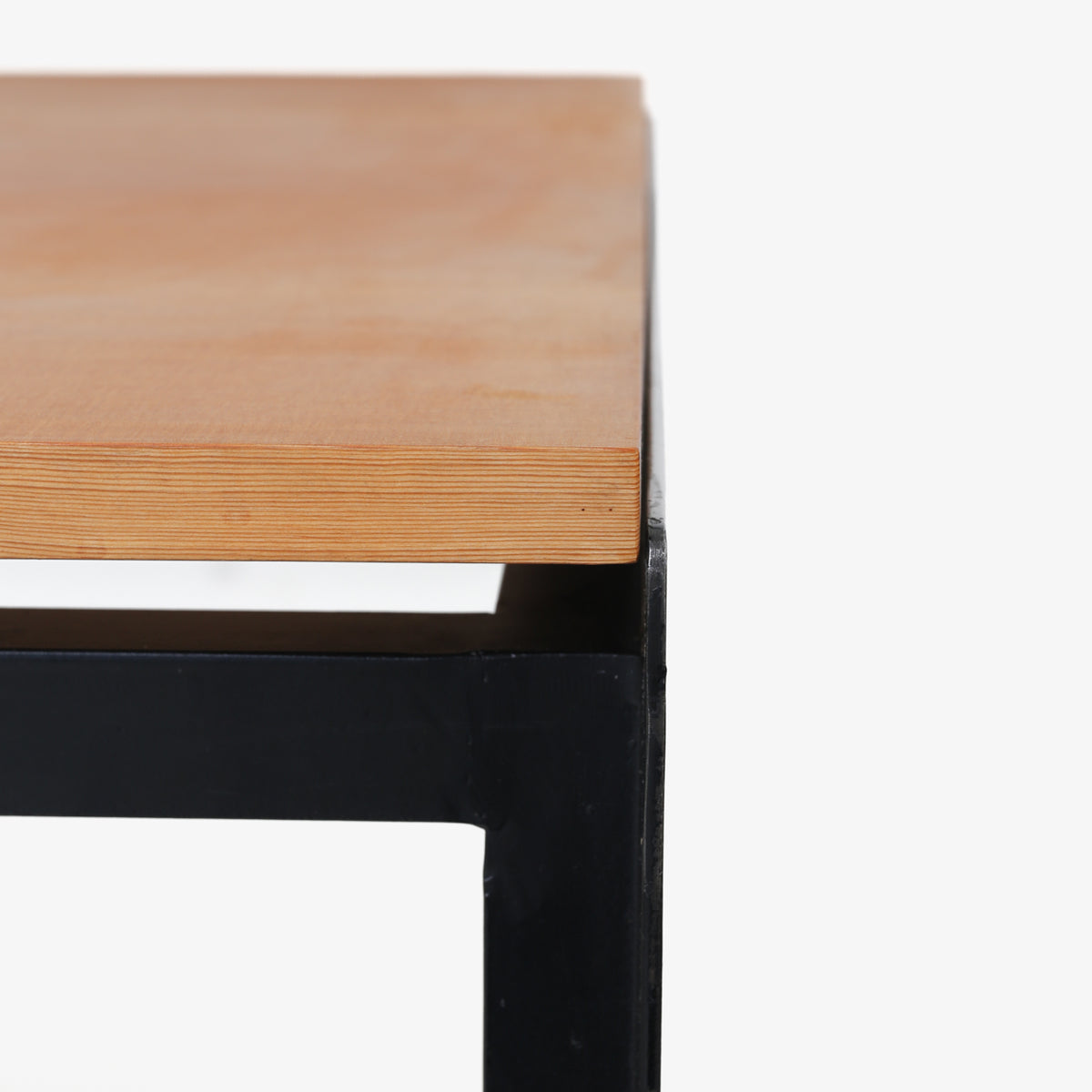 PK 53 - Desk in Oregon pine