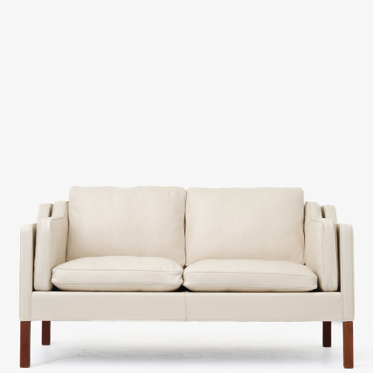 BM 2212 - 2-seater sofa in cream leather