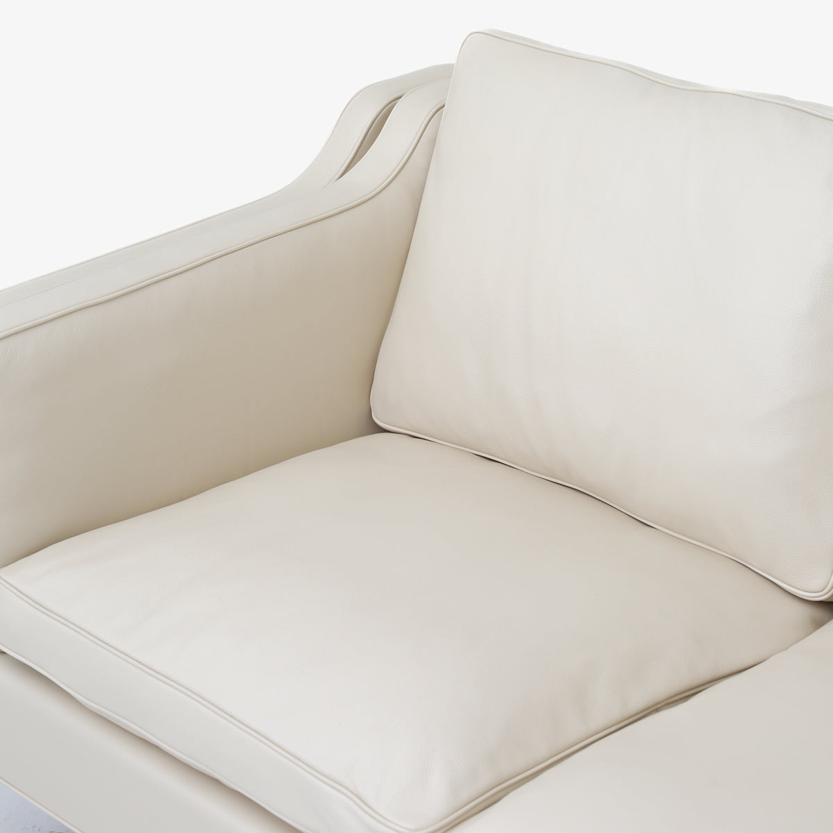 BM 2212 - 2-seater sofa in cream leather