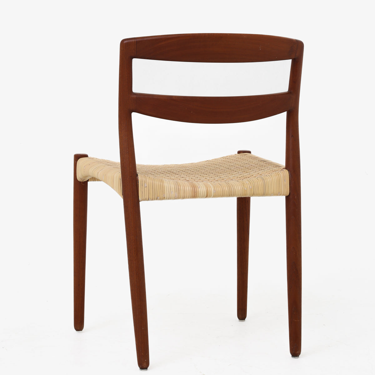 Dining chair in teak