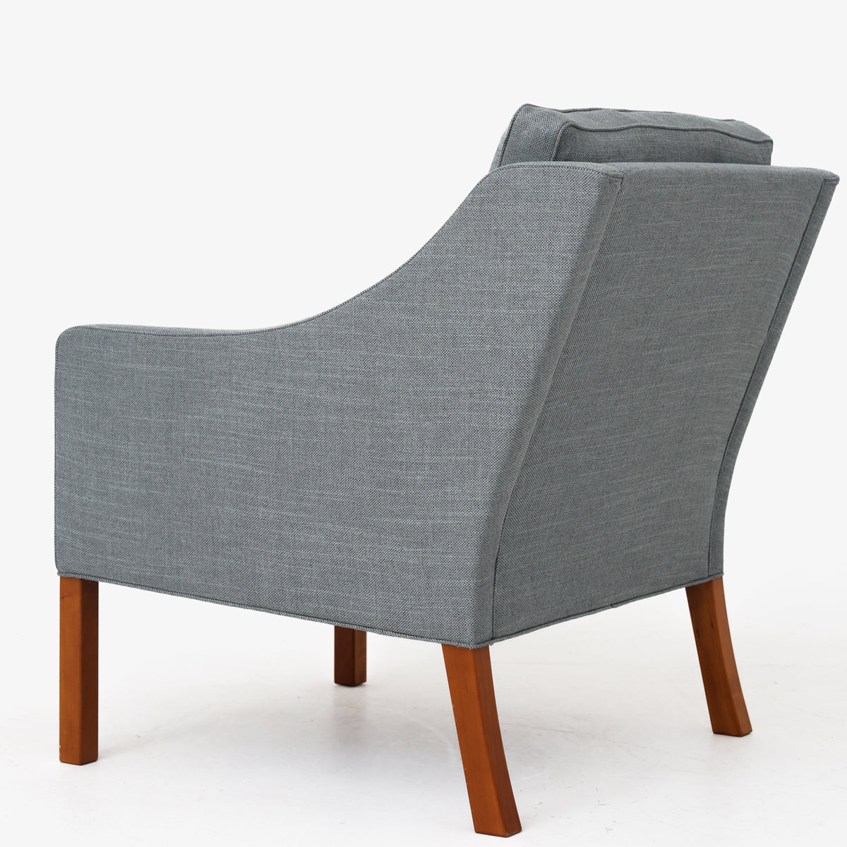 BM 2207 - Easy chair in new textile