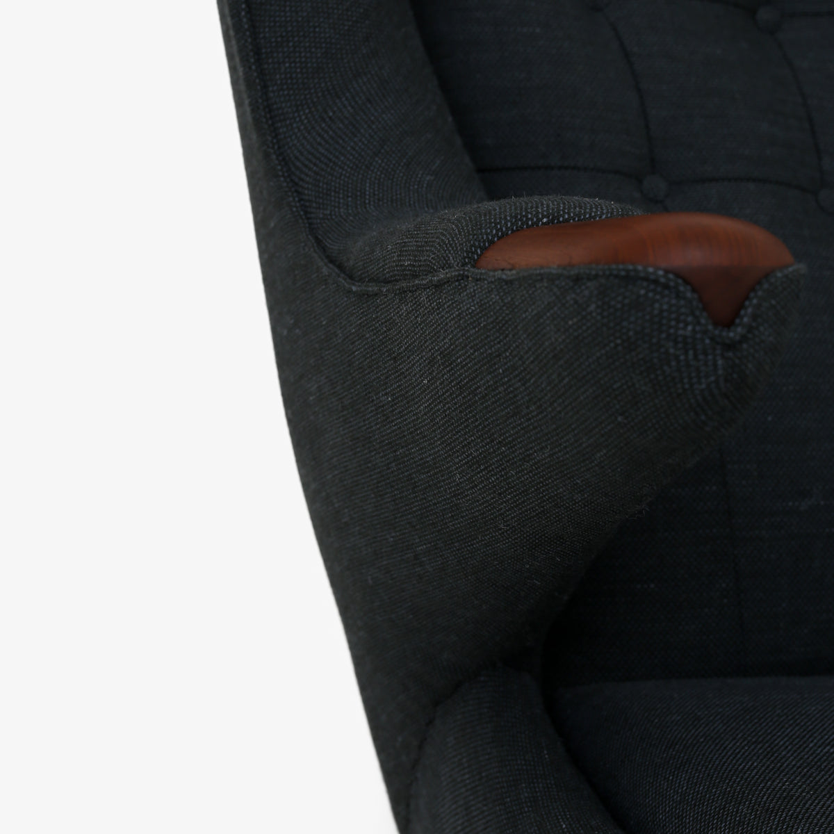 AP 19 - Papa Bear chair in dark grey textile