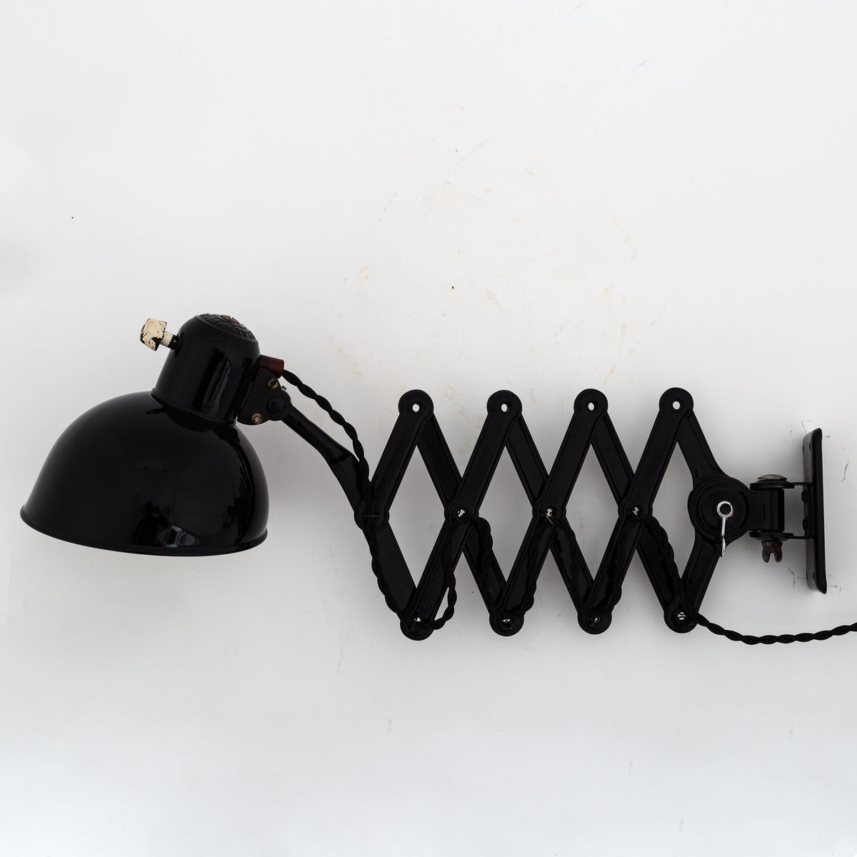 6718 - Scissor lamp in metal