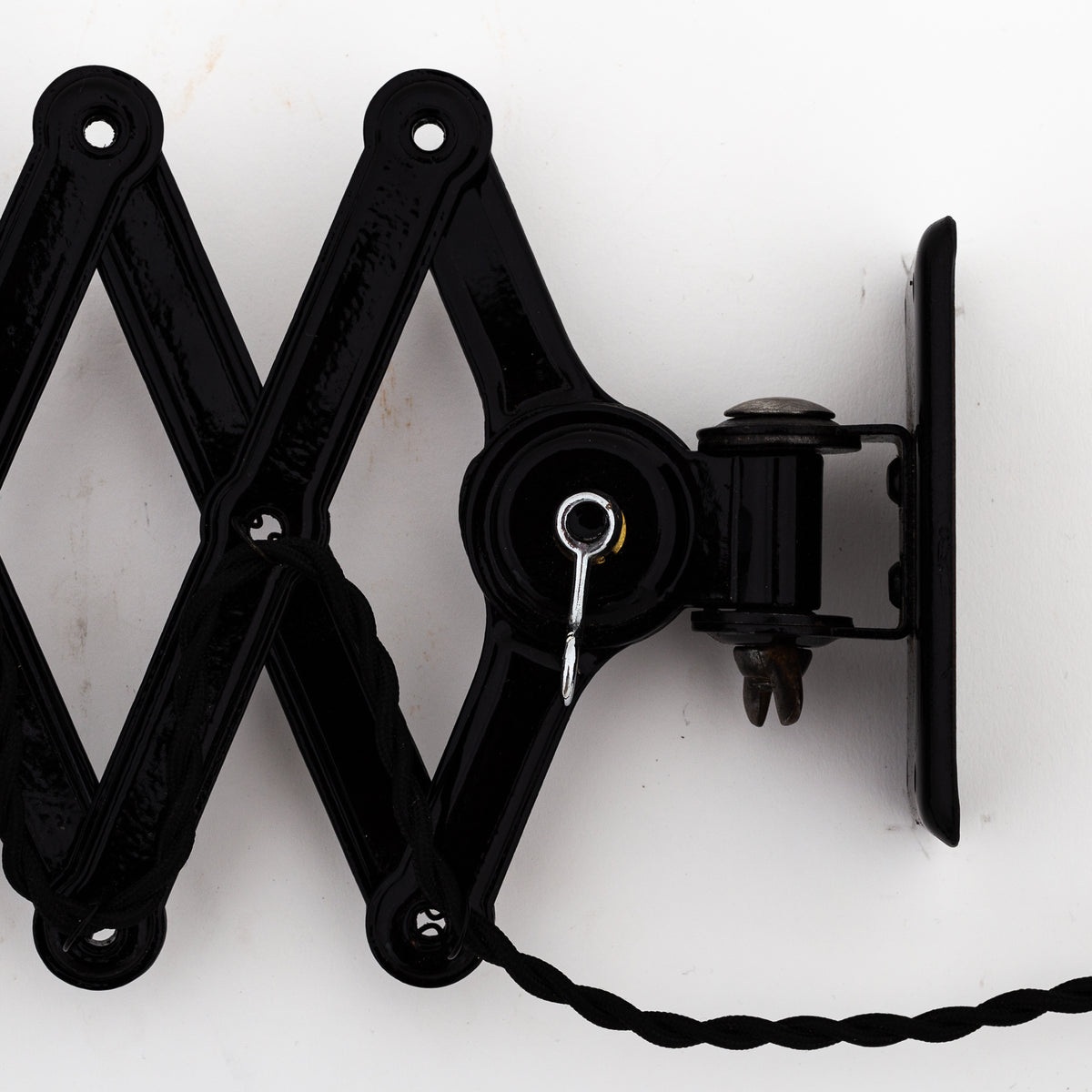 6718 - Scissor lamp in metal