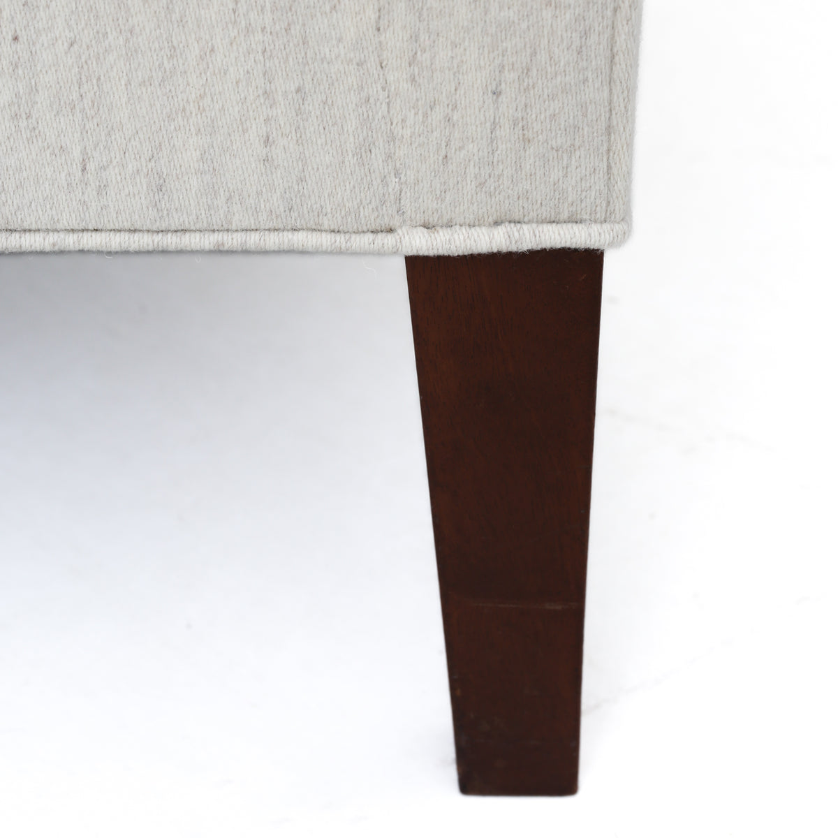 Freestanding sofa in wool